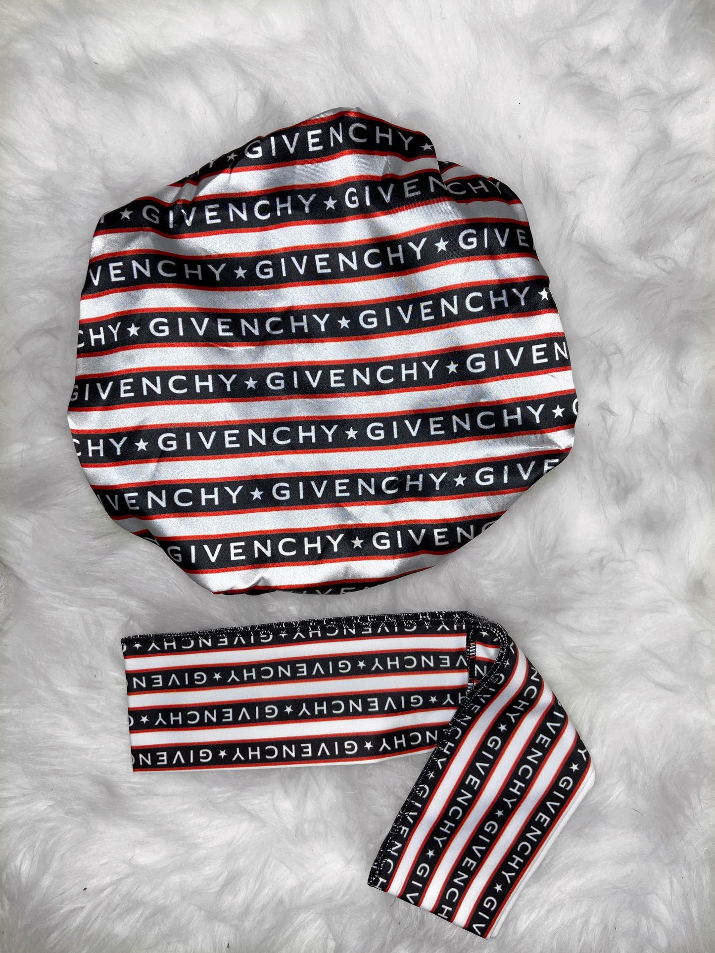 Givenchy bonnet